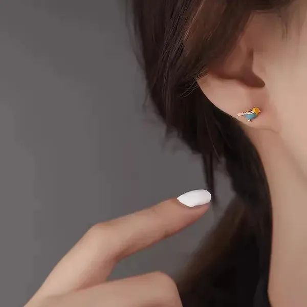 Gold_Stud_Earrings_For_Women